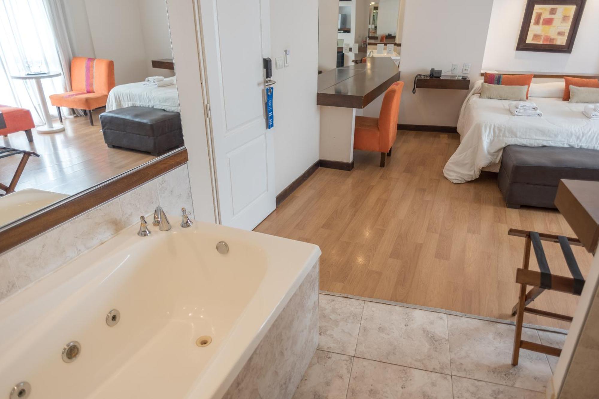 Santa Cecilia Resort & Spa I Villa Carlos Paz Extérieur photo